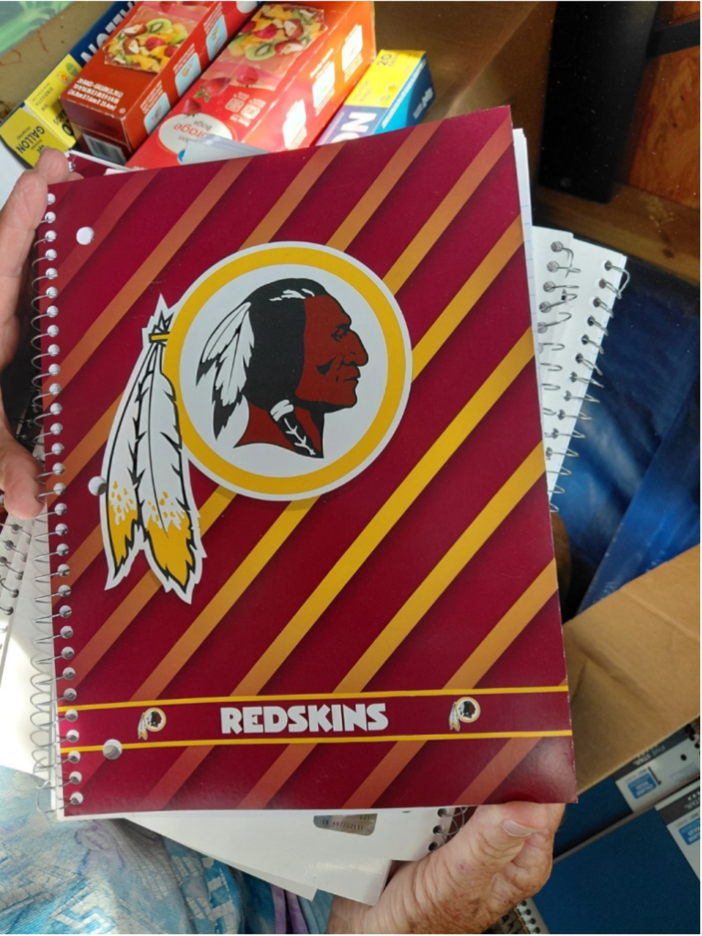 Washington Redskins Spiral Notebook Box Of 20 Classic NFL Football Memorabilia